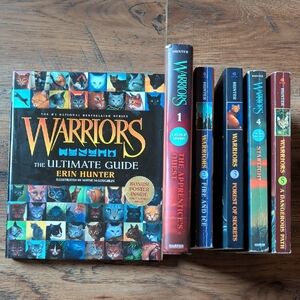 Warriors Book Collection with Ultimate Guide, Books 1-5